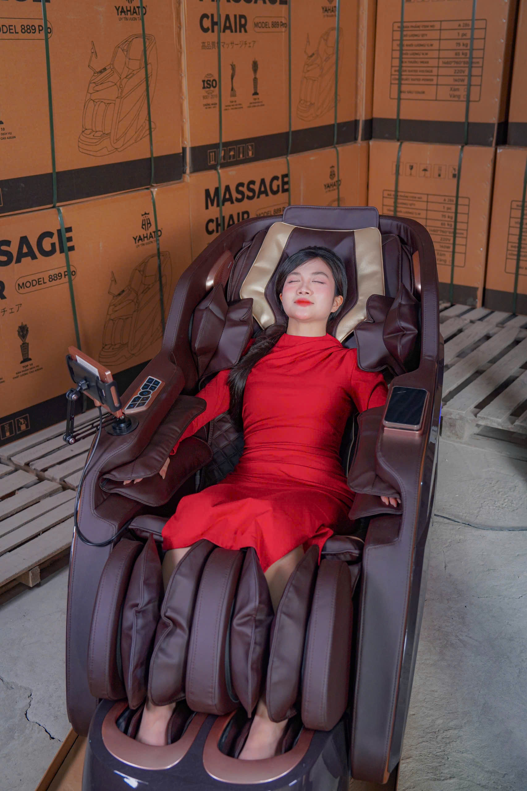 Có nên mua ghế massage YAHATO 889 Pro không? 