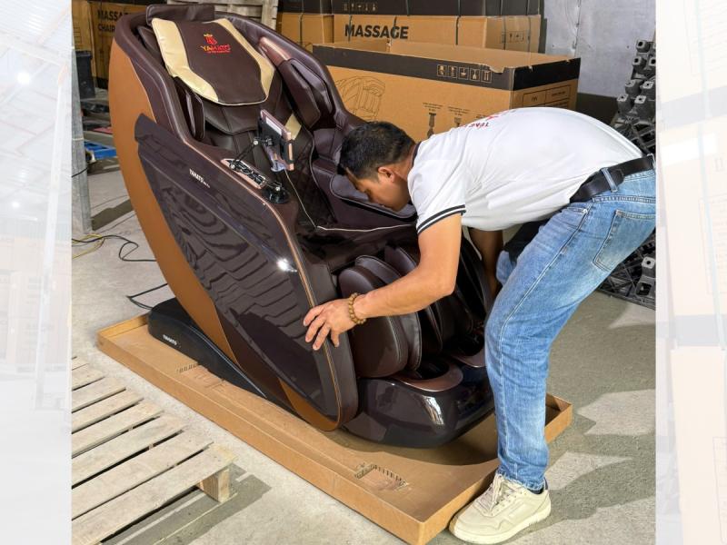   
          Định kỳ Yahato hỗ trợ bảo trì, vệ sinh ghế massage miễn phí tại...